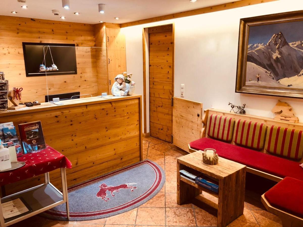Ferienhaus Hotel Roesslwirt Kirchberg in Tirol Buitenkant foto