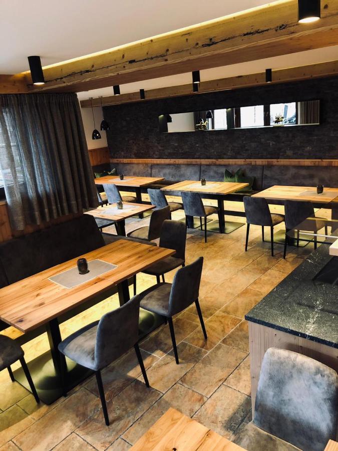 Ferienhaus Hotel Roesslwirt Kirchberg in Tirol Buitenkant foto
