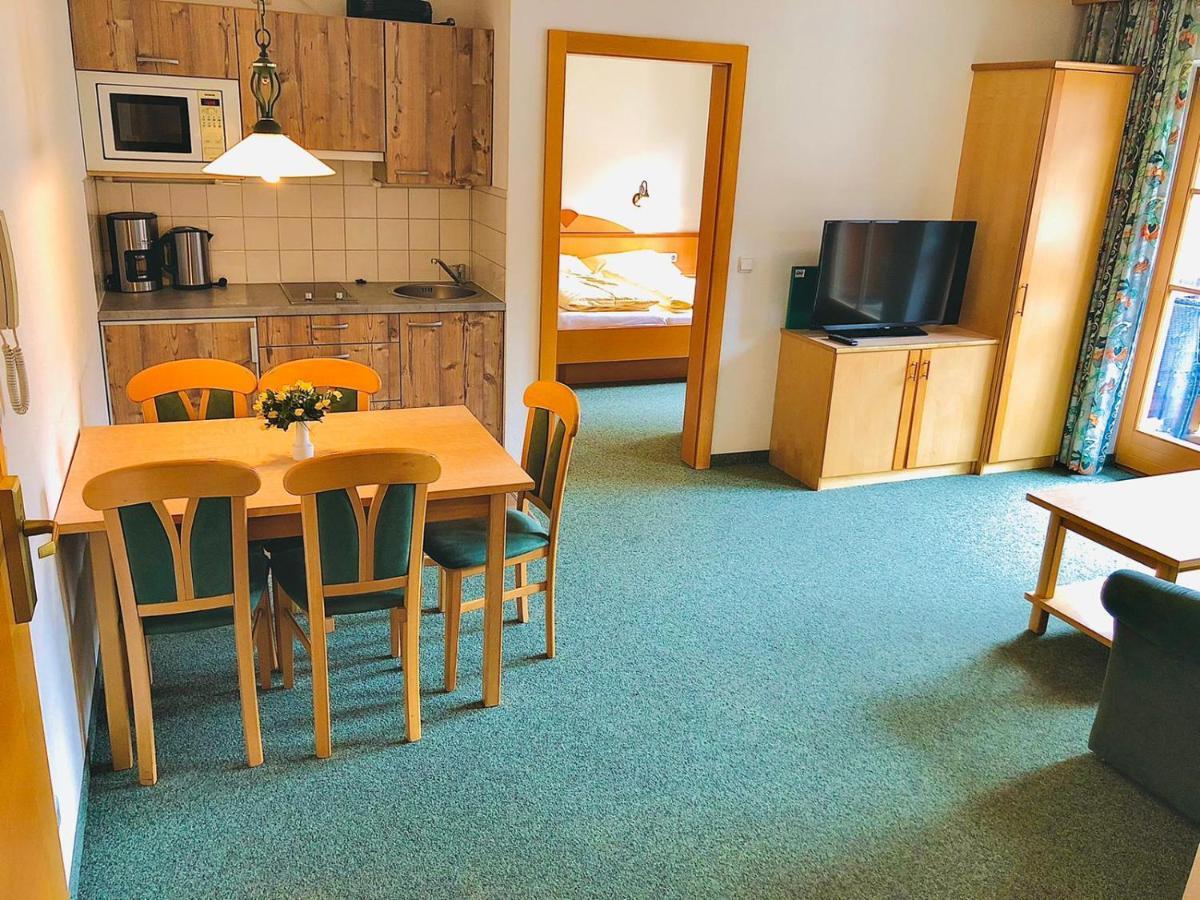 Ferienhaus Hotel Roesslwirt Kirchberg in Tirol Buitenkant foto